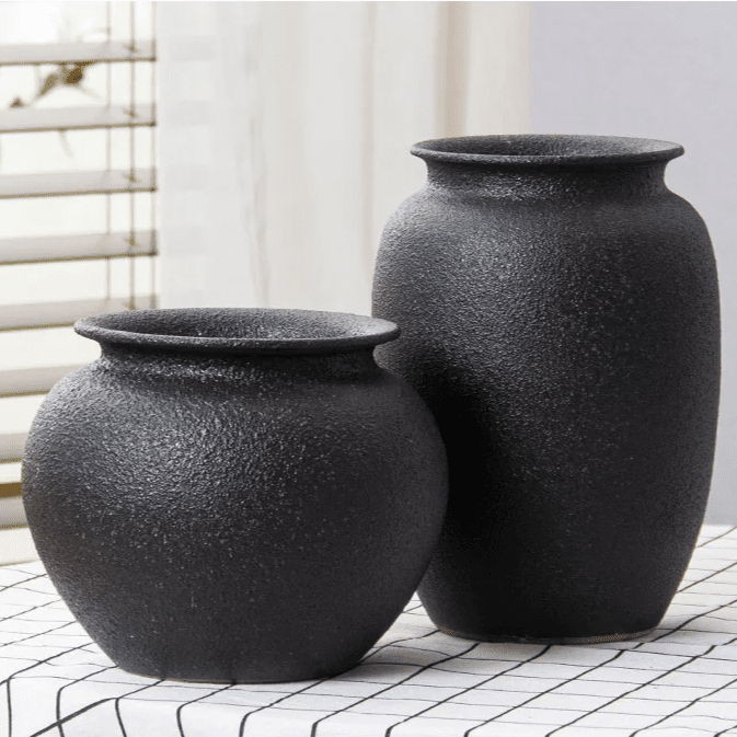 Striking Dried Flower Display: Black Frosted Ceramic Vase (Living Room)