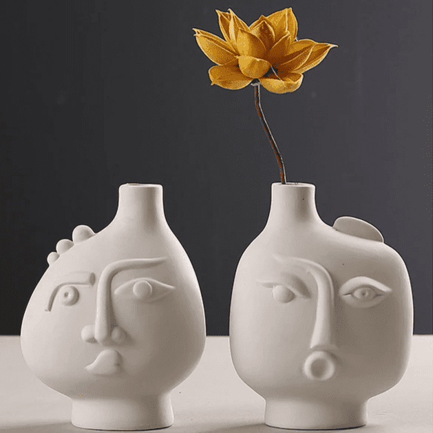 Sculptural Elegance: Body Art Vase (Statement Piece for Modern Homes)