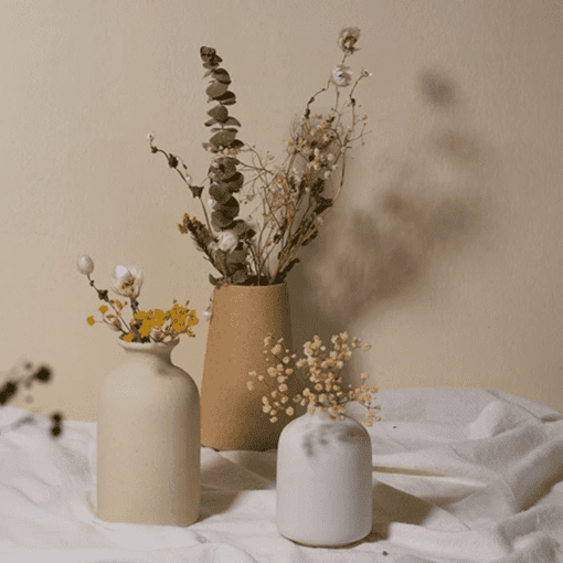 Minimalist Ceramic Vase: Versatile Beauty for Every Room (Gift-Ready!)