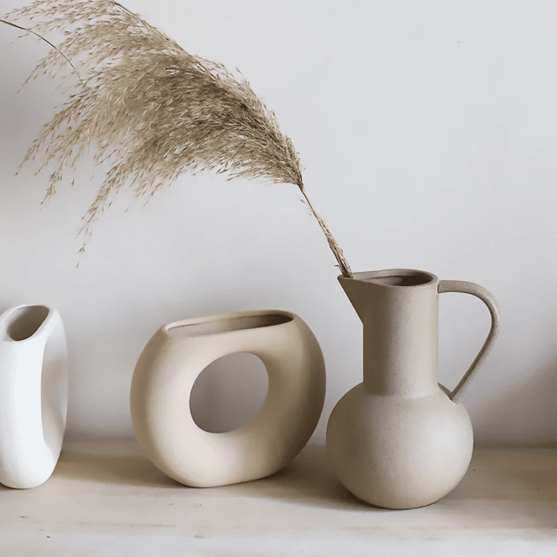 Minimalist Dream: Ceramic Vases