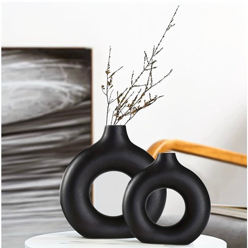 Modern Minimalist Vase: Home & Office Décor