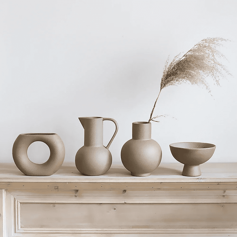 Minimalist Dream: Ceramic Vases