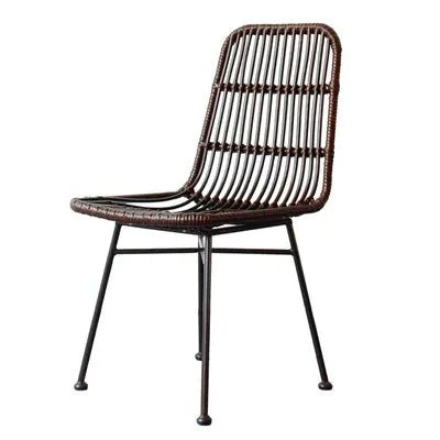 Japandi Balcony Oasis: Rattan Outdoor Chair (Sleek Lines, Natural Style)