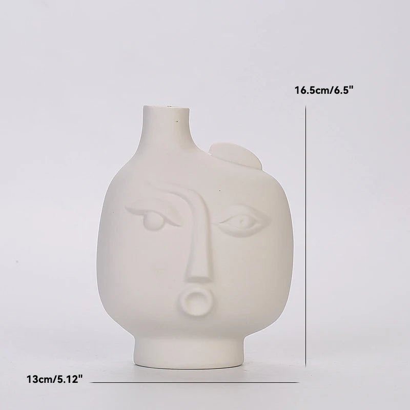 Sculptural Elegance: Body Art Vase (Statement Piece for Modern Homes)