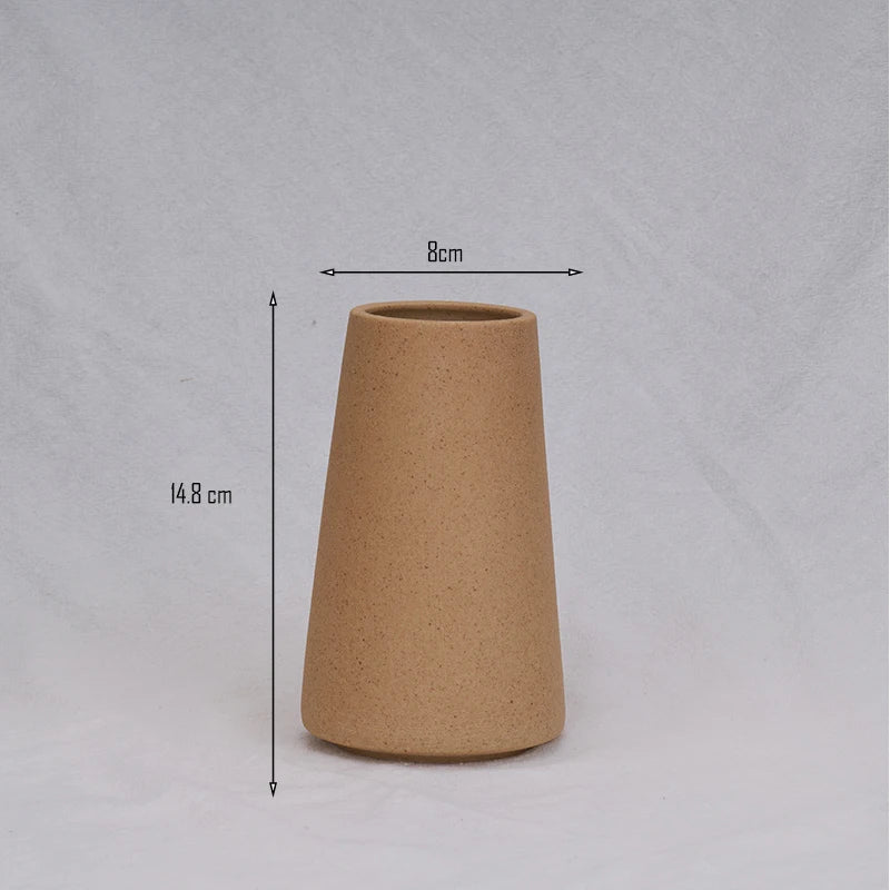 Minimalist Ceramic Vase: Versatile Beauty for Every Room (Gift-Ready!)