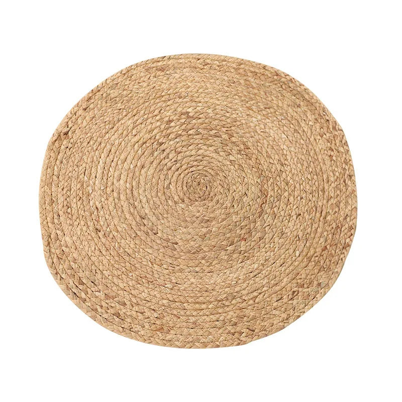 Round Hand-Woven Rattan Carpets (4 Sizes)