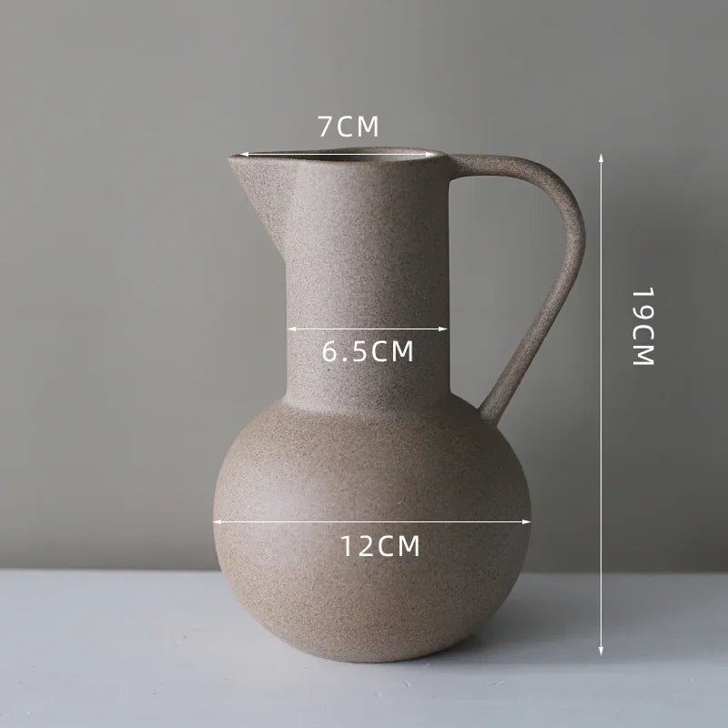 Minimalist Dream: Ceramic Vases