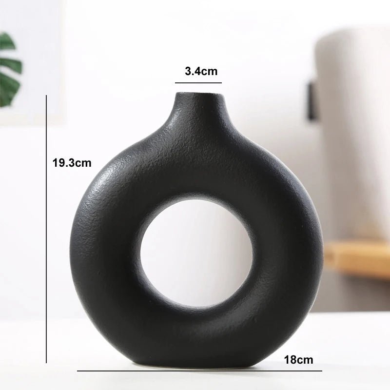 Modern Minimalist Vase: Home & Office Décor