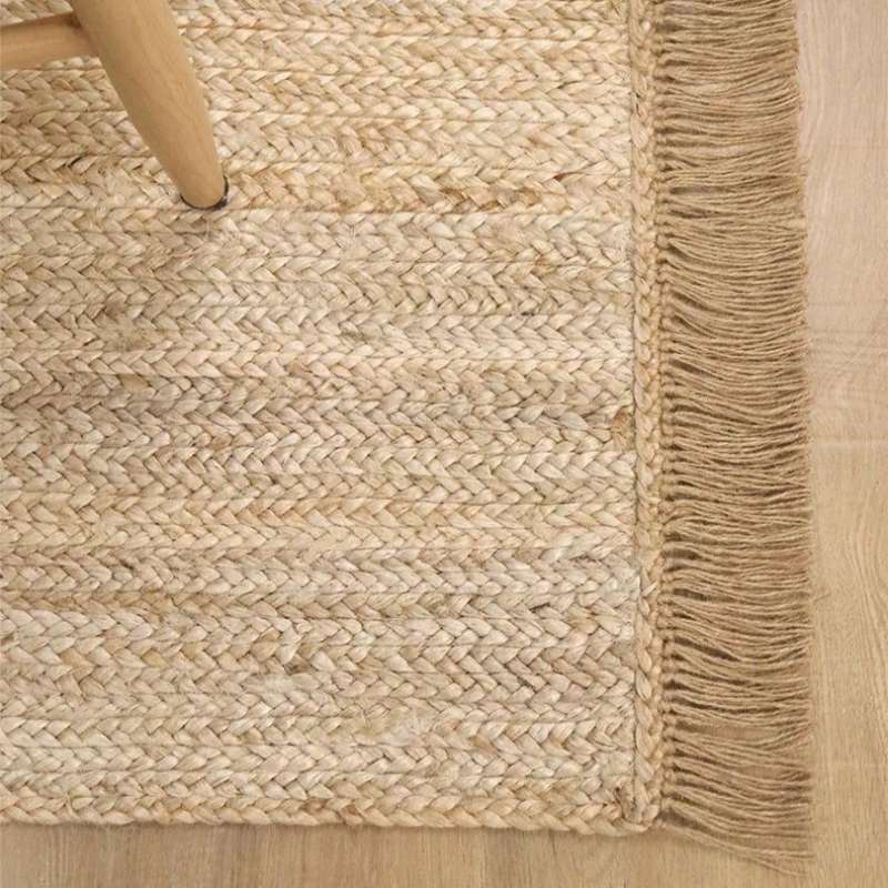 Natural Jute Hand-Woven Tassel Rug