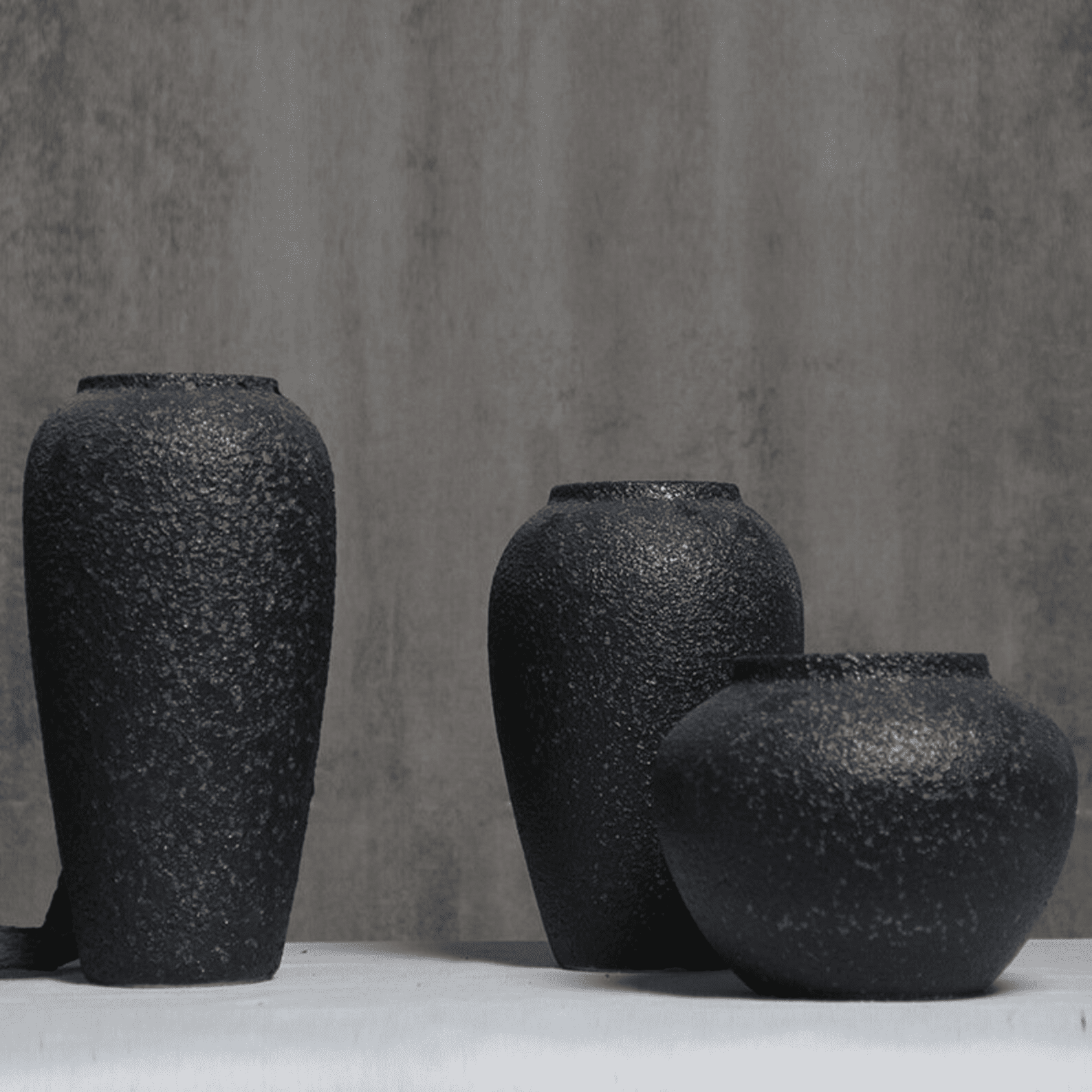 Striking Dried Flower Display: Black Frosted Ceramic Vase (Living Room)